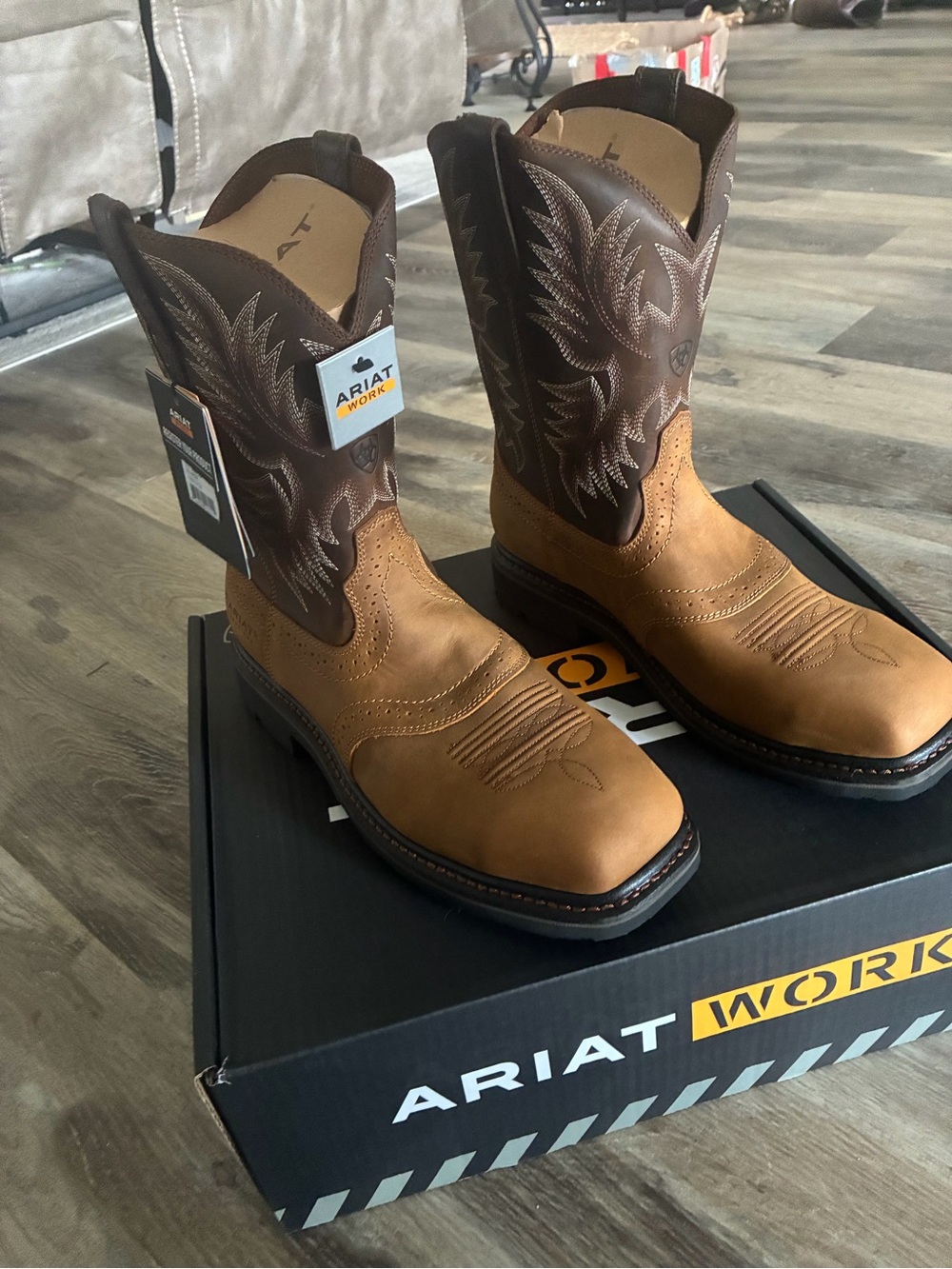 New Ariat Men's Brown Two-Tone Work Boots 11 EE Wide